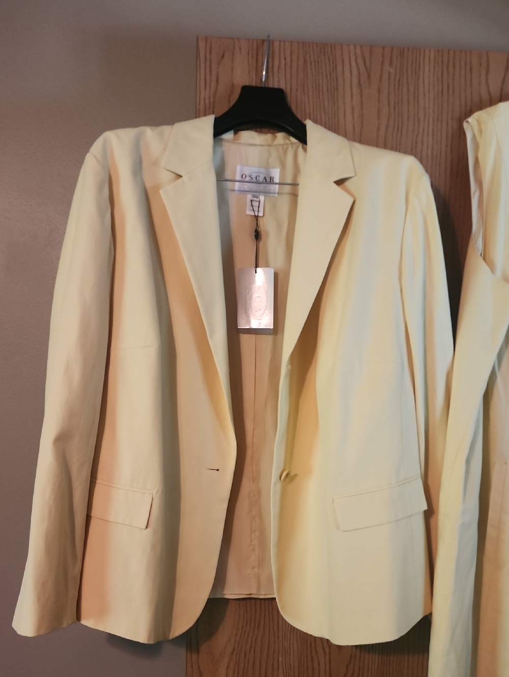 Oscar de la Renta Soft Yellow Single-Button Blazer